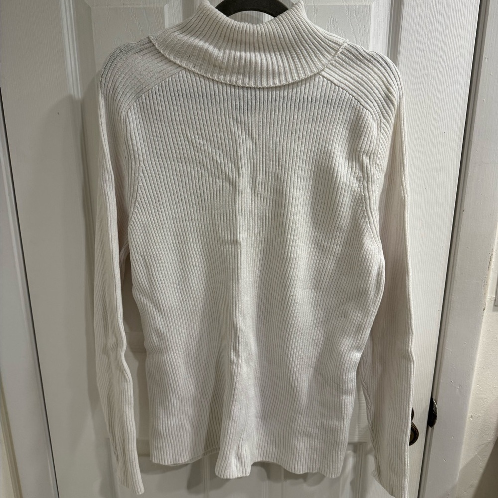 H&M Cream Ribbed Turtleneck Sweater